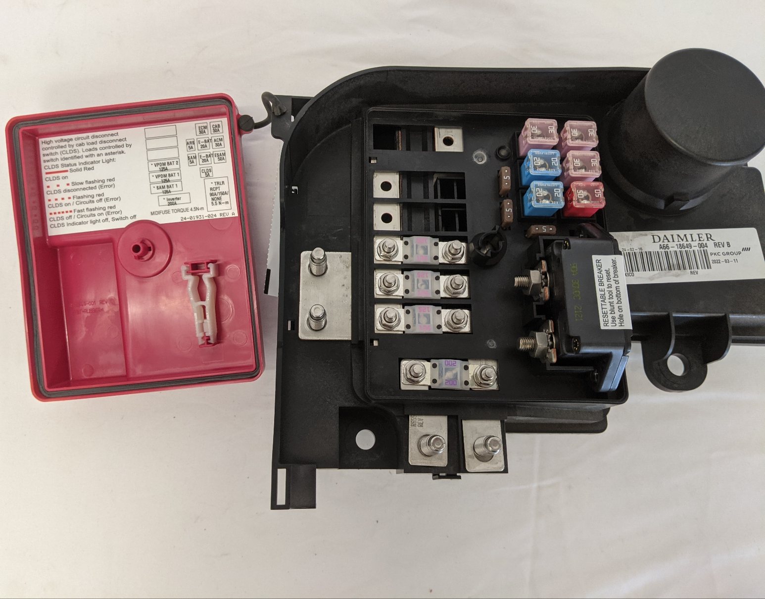 New Freightliner Daimler Battery Cable Access Power Module - P/N A66-18649-004 (10171315454268)