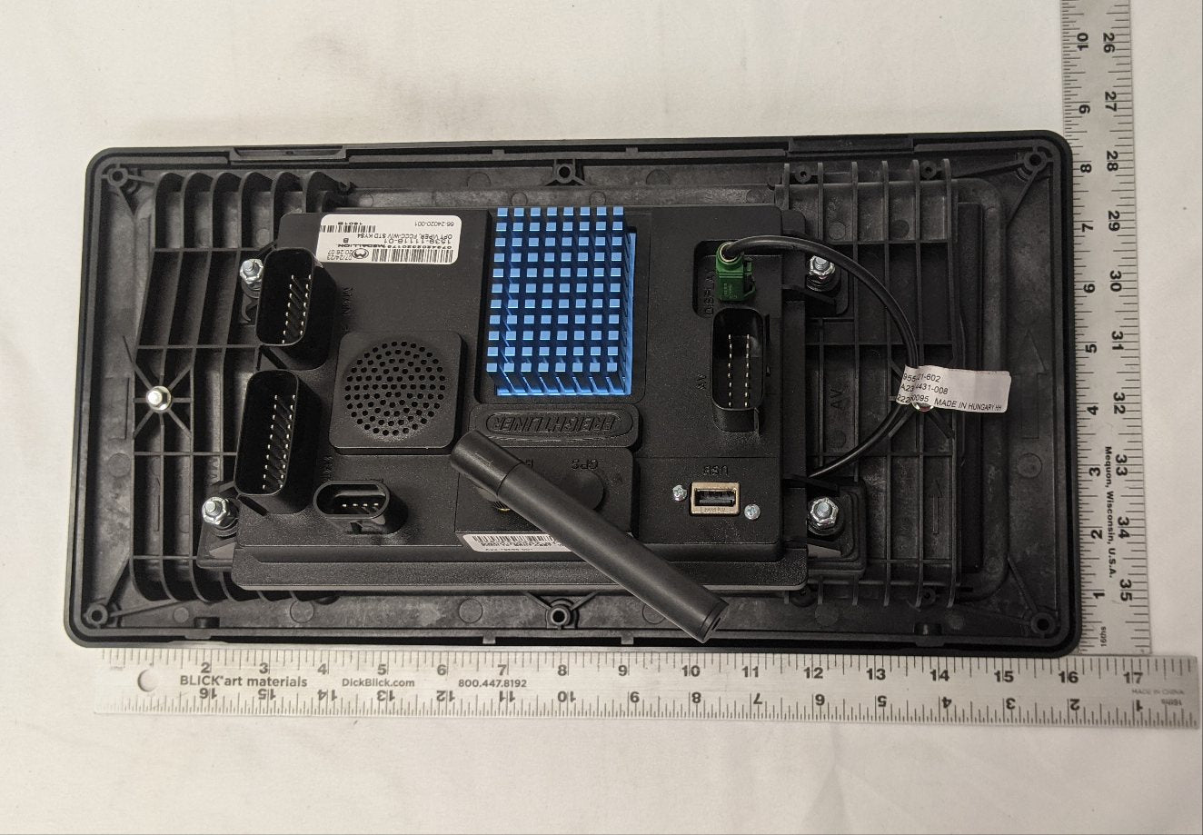 New Freightliner Medallion LCD Instrument Panel Assembly - P/N  A22-79855-001