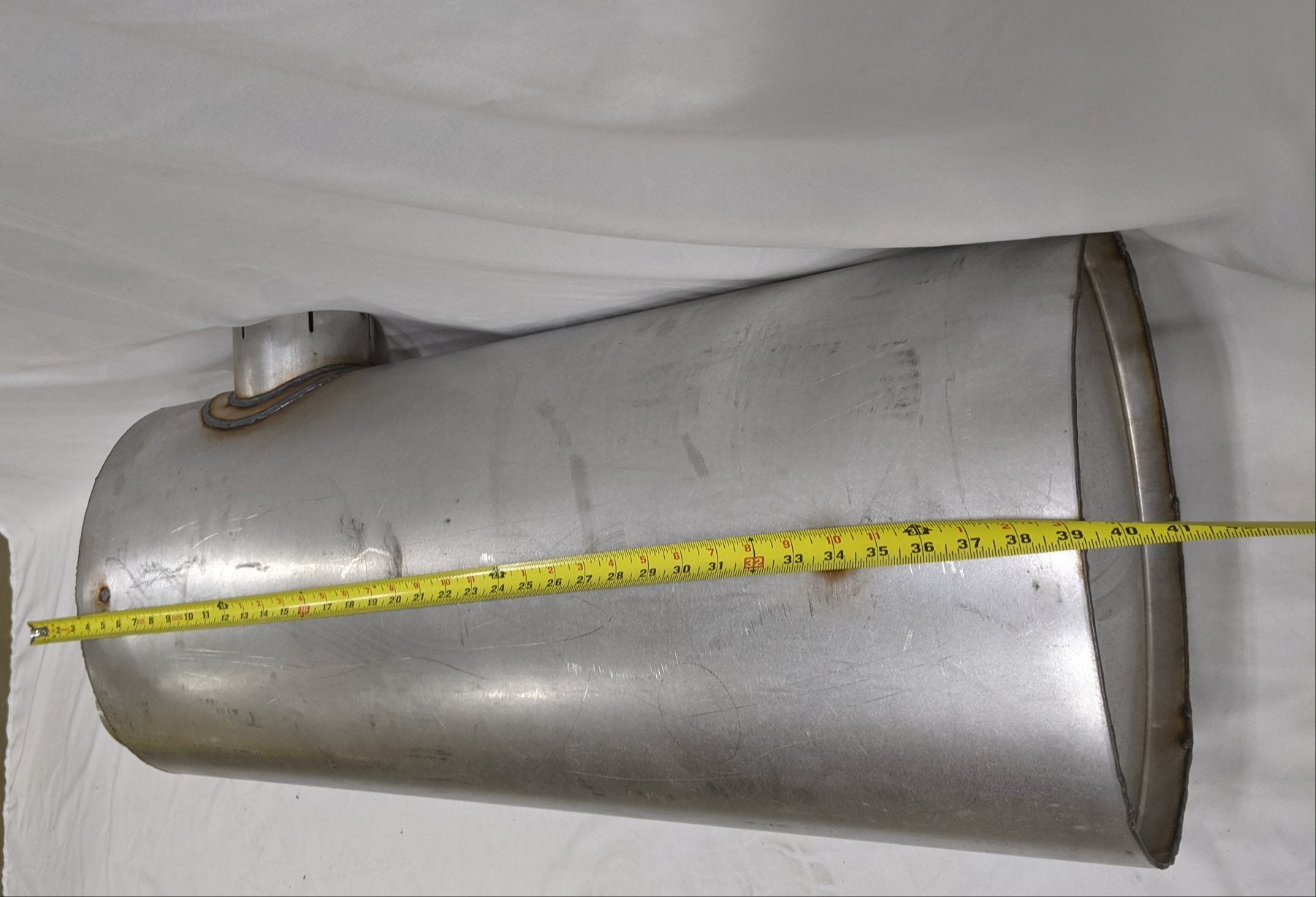 New Freightliner Nelson Global Products Oval Muffler - P/N NGP 86503M (10141444407612)