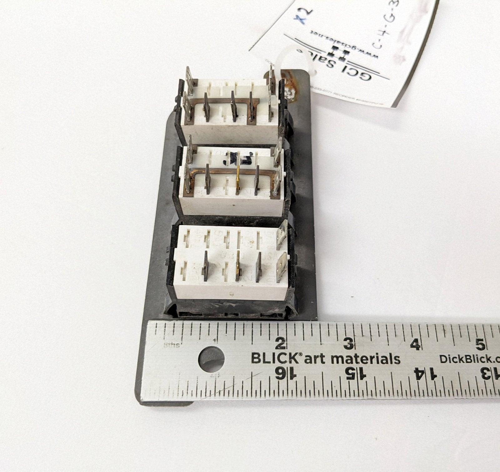 Used Freightliner Utility Lamp, INCR/DECR & Check Engine Rocker Switches (10171398095164)