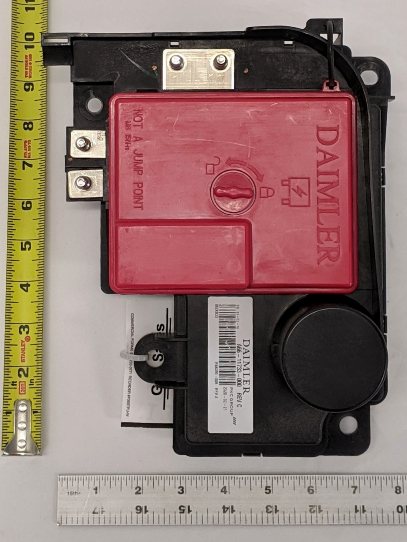 New Freightliner Daimler Battery Cable Access Power Module - P/N A66-11733-000 (4982024601686)