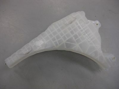 Freightliner Radiator Mounted Plastic Surge Tank - P/N  A05-25263-005, 007 (3939693133910)