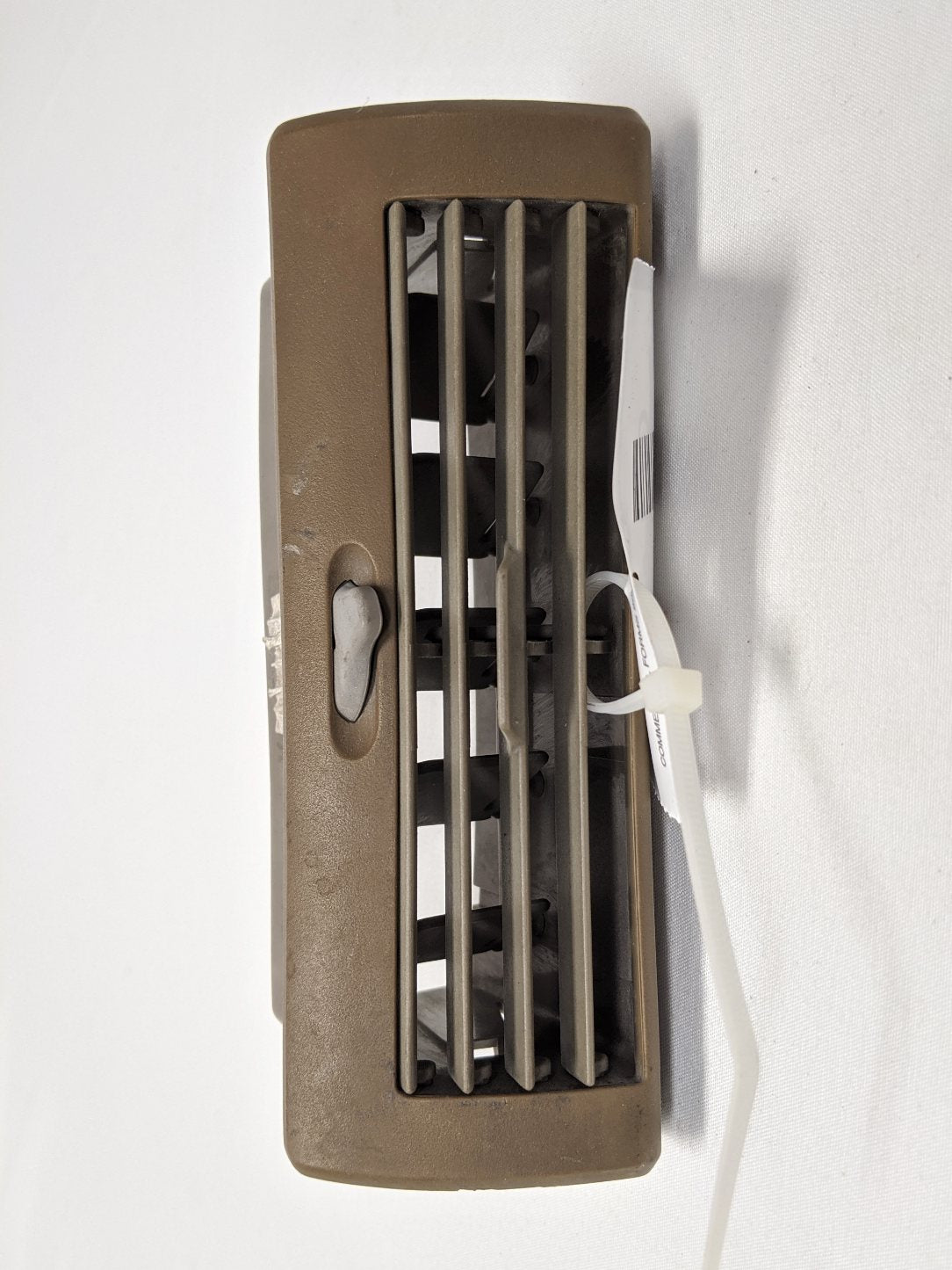 Used Freightliner Cascadia P3 Directional Dash Vent Louver - P/N A22-60527-005