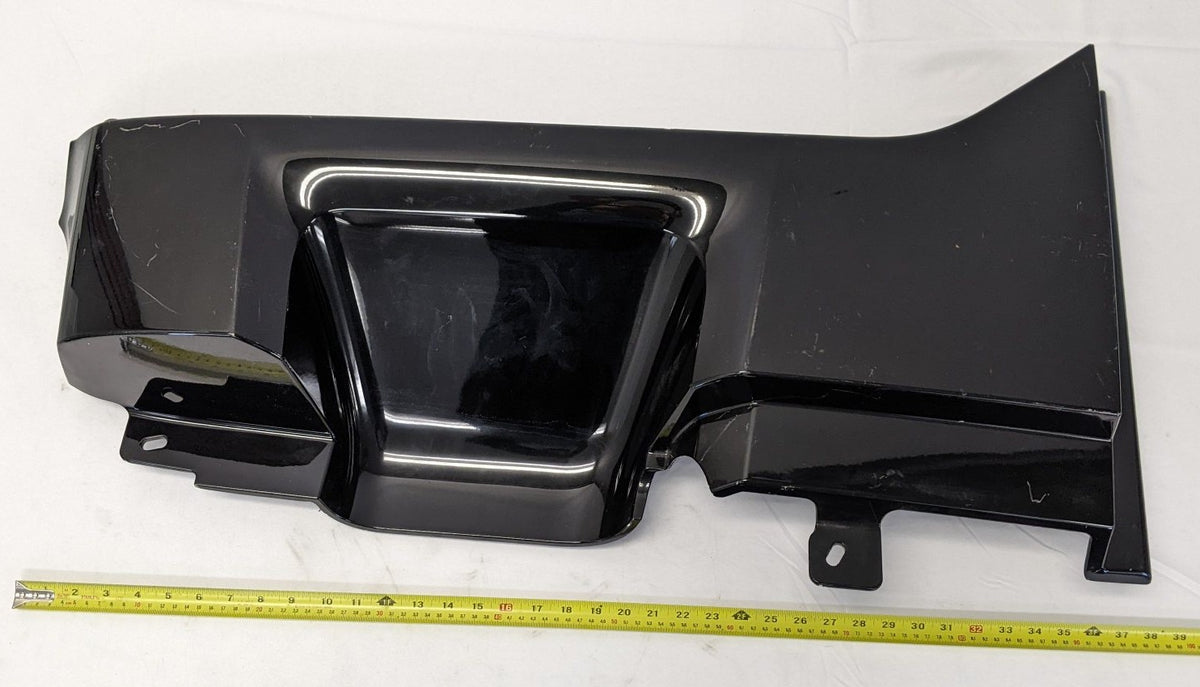 Used Western Star 49X Set Forward Axle LH Side Cowl Panel - P/N  18-72418-000