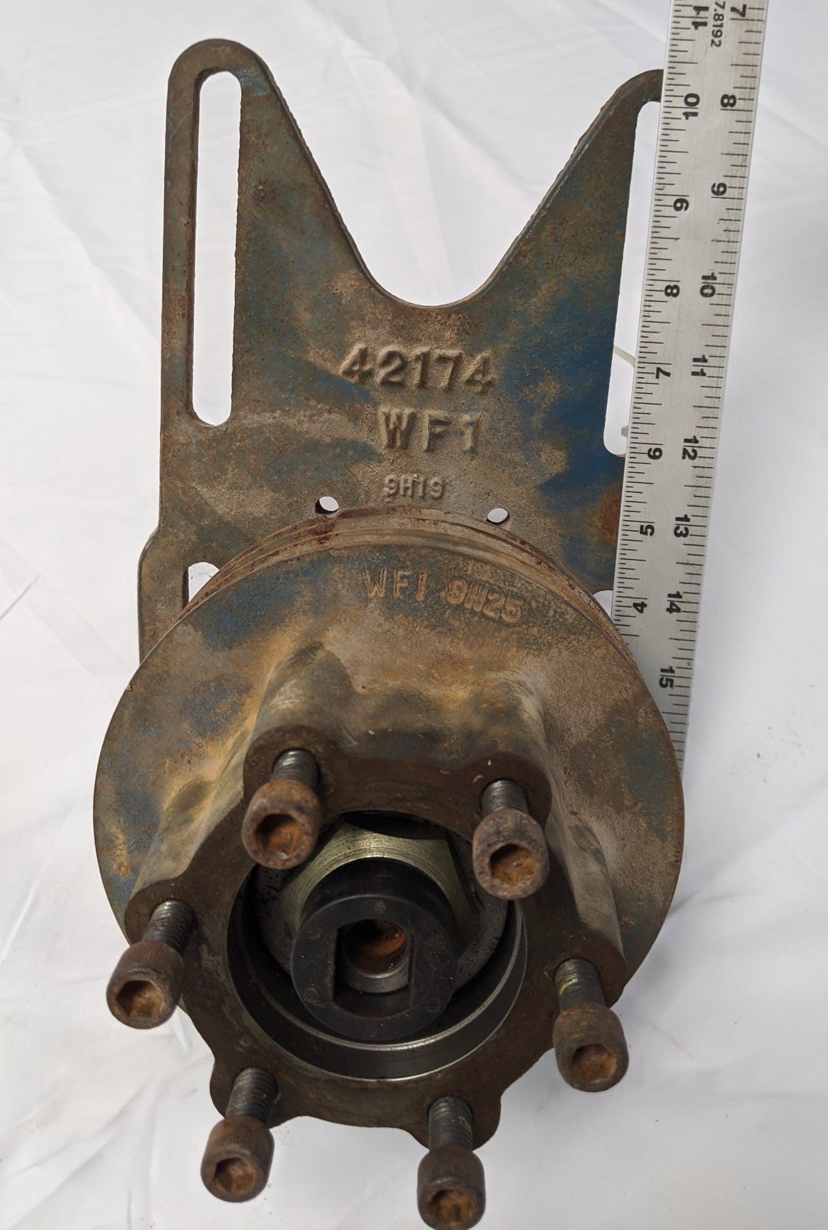 Kysor Fan Pulley Hub w/o Clutch (KYS 1093 07896 04) - Used