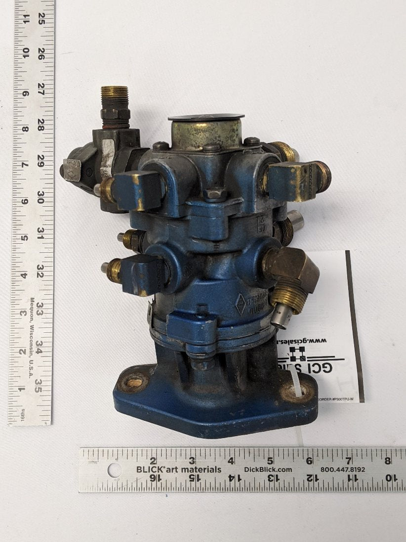 Used Bendix Foot E-6 Brake Valve Assembly - P/N 286171