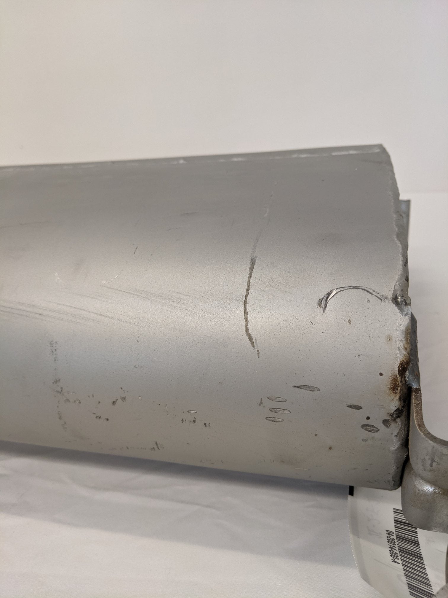 New Freightliner M2 RH Outlet Oval Muffler - P/N 04-20014-000 (10119114260796)