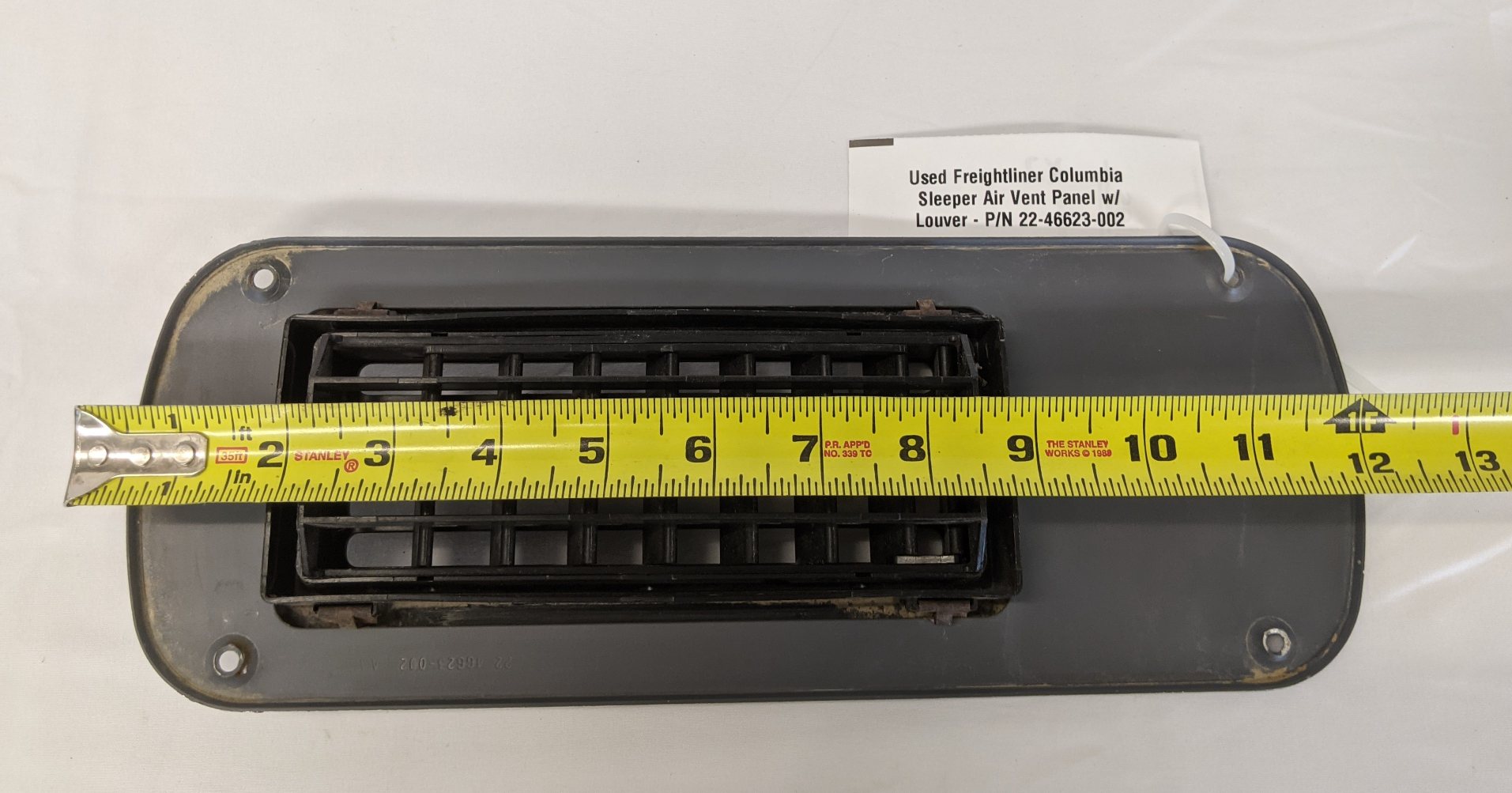 Used Freightliner Columbia Sleeper Air Vent Panel w/ Louver - P/N 22-46623-002 (10122021732668)