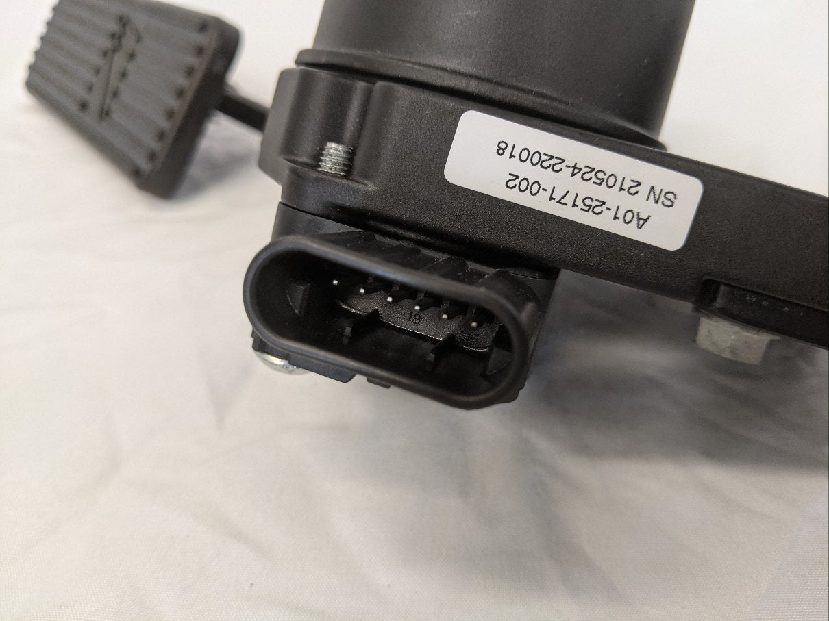 New Williams Controls DDEC Throttle Pedal Assembly P/N A01-25171-002 (10162339742012)