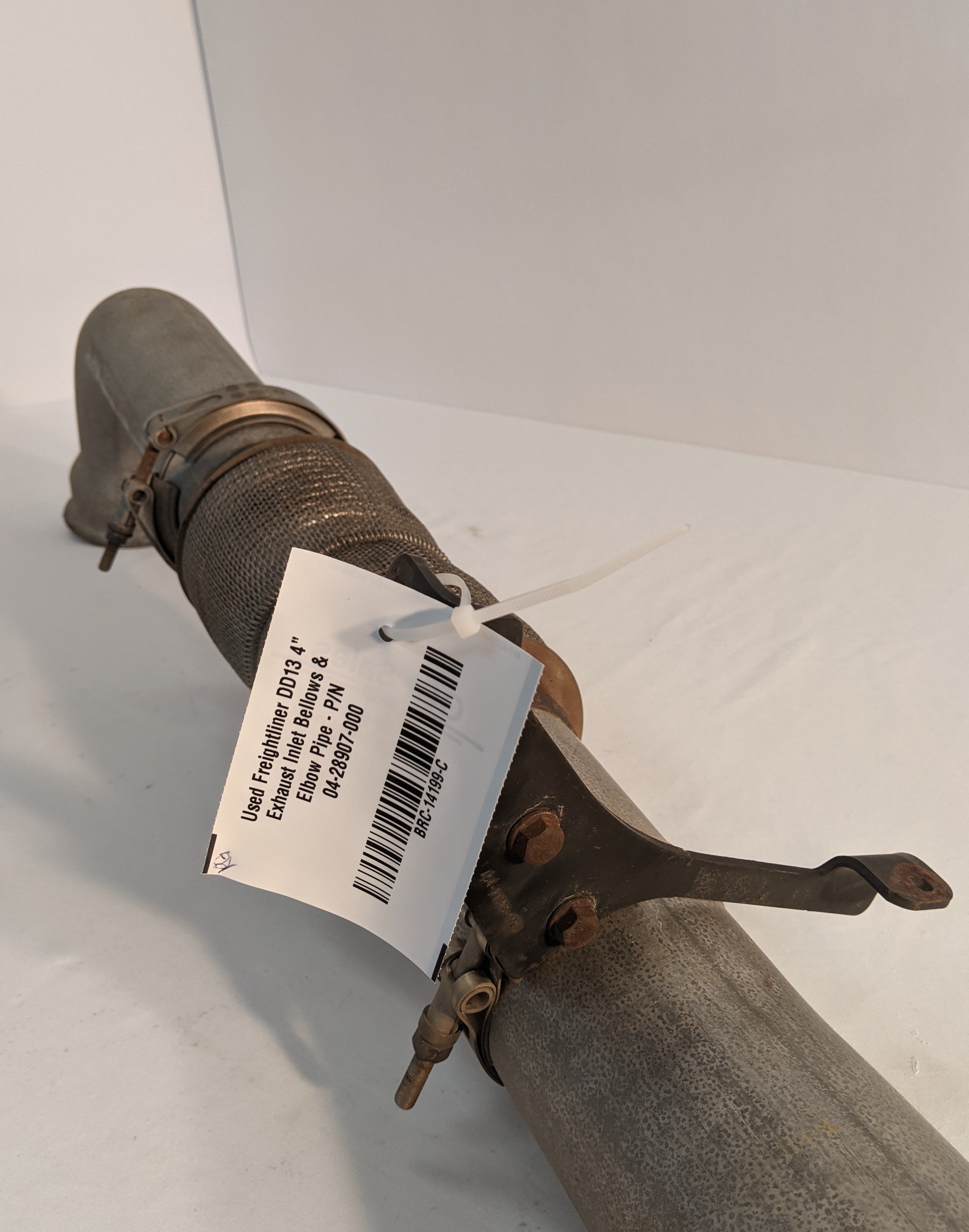 Used Freightliner DD13 4" Exhaust Inlet Bellows & Elbow Pipe - P/N 04-28907-000 (10093198803260)
