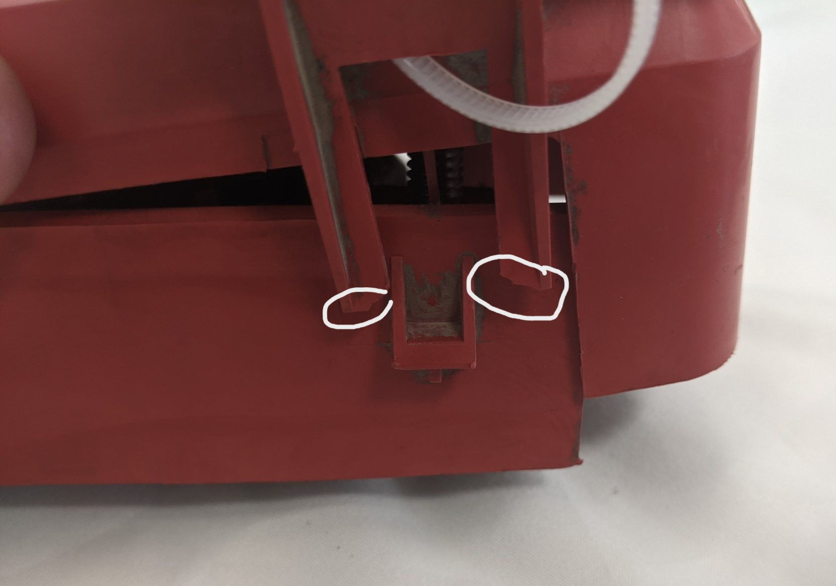 Damaged Clip Freightliner Fuse Junction Box Assembly Block - P/N A06-68746-000