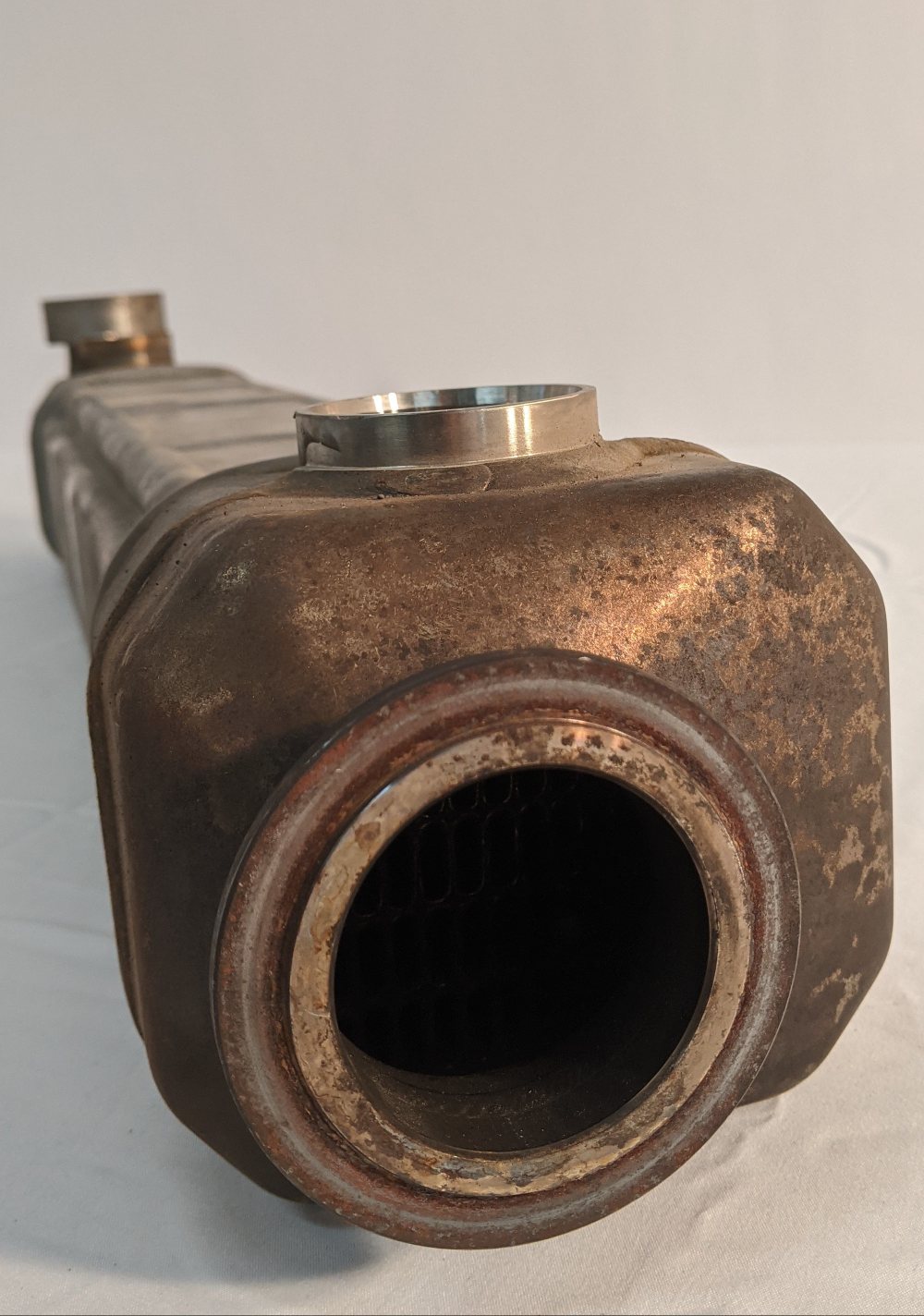 Used Detroit DD15 Engine Exhaust Gas Cooler - P/N: A 472 140 04 75 (10071150428476)