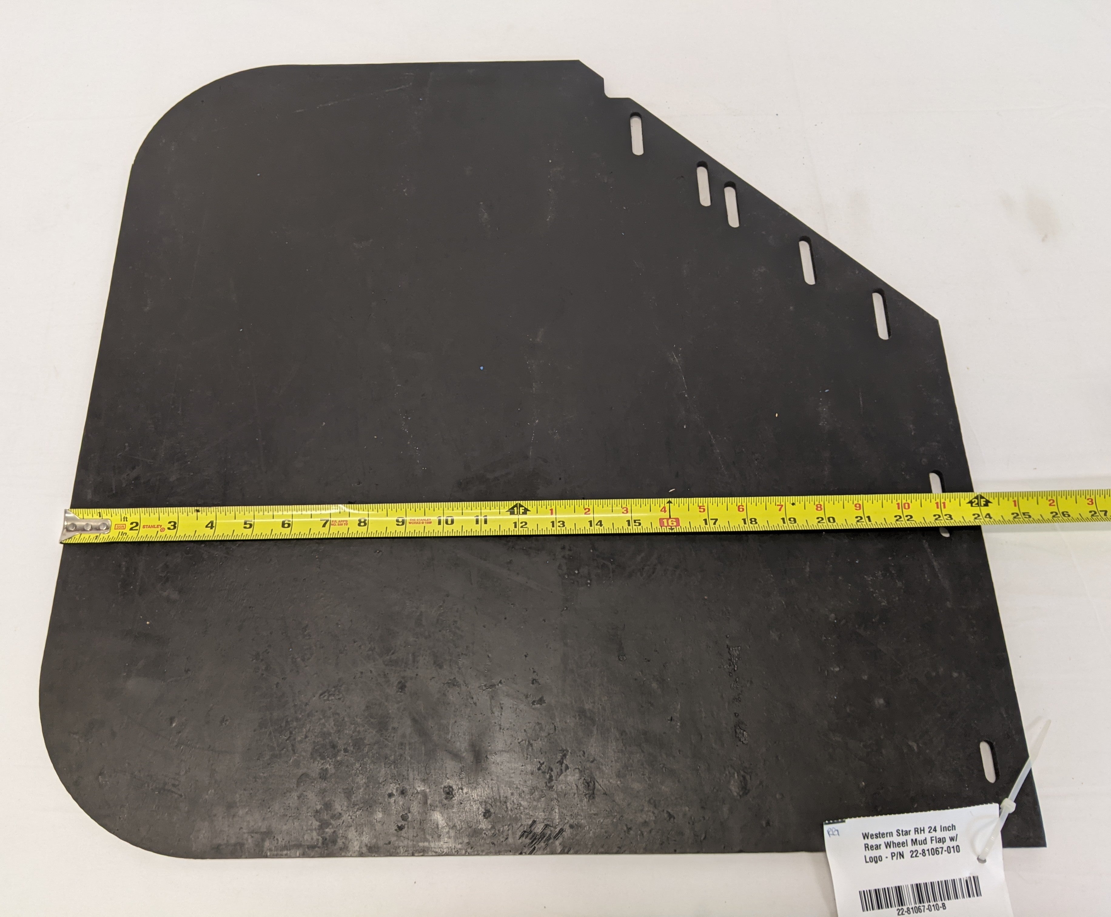 Western Star RH 24 Inch Rear Wheel Mud Flap w/ Logo - P/N  22-81067-010 (10140322562364)
