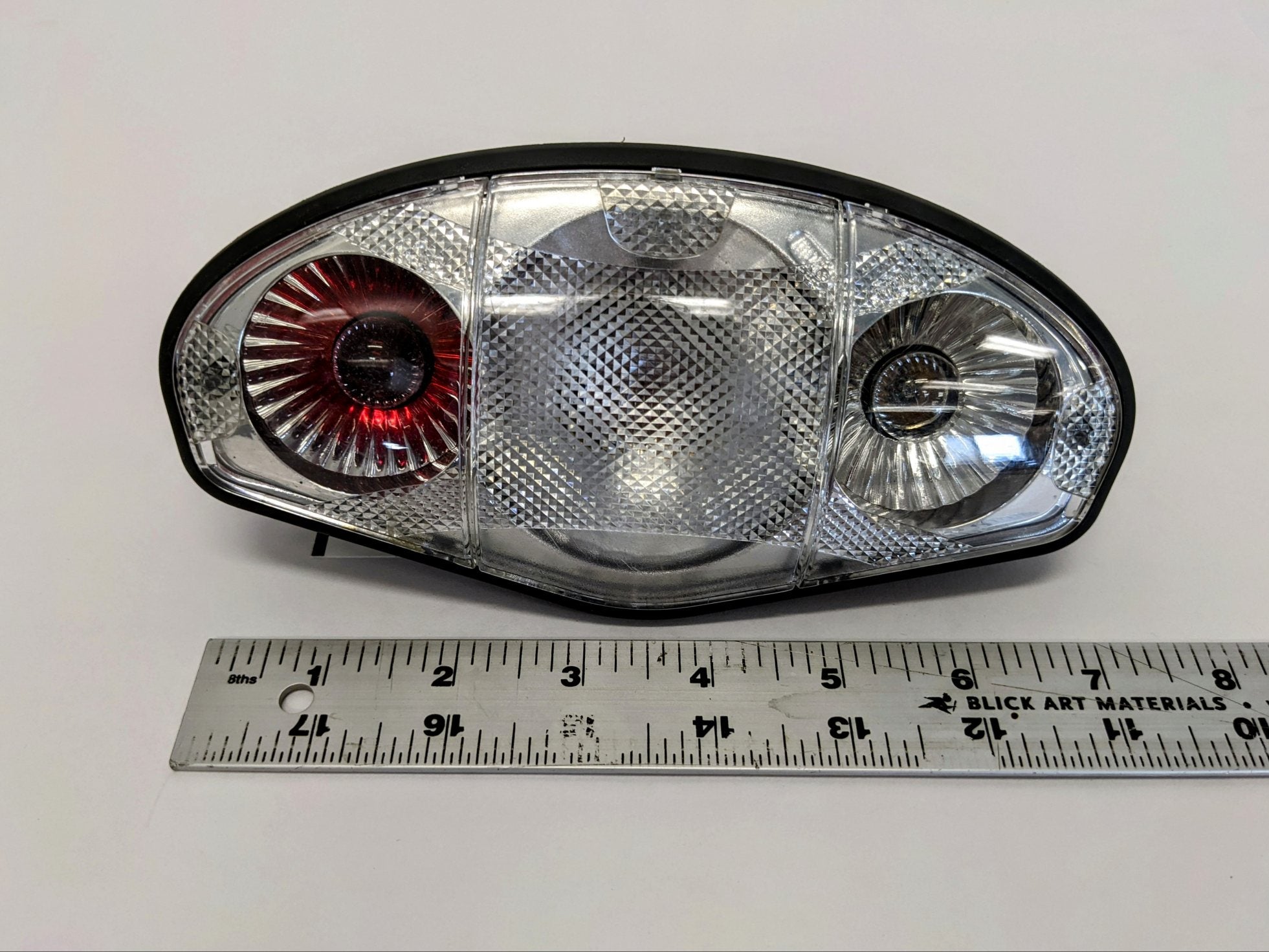 Freightliner Cascadia P3 RH Upper Dome Light w/ Bulbs - P/N 22-60997-001 (3939578773590)
