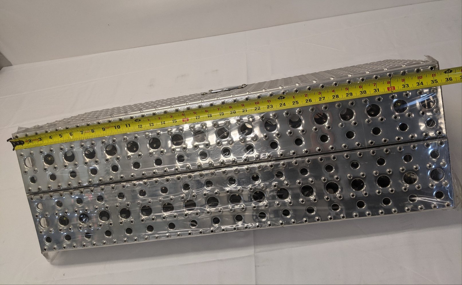 Freightliner 900 Series Step Lid Assembly No Lock | A22-60615-911