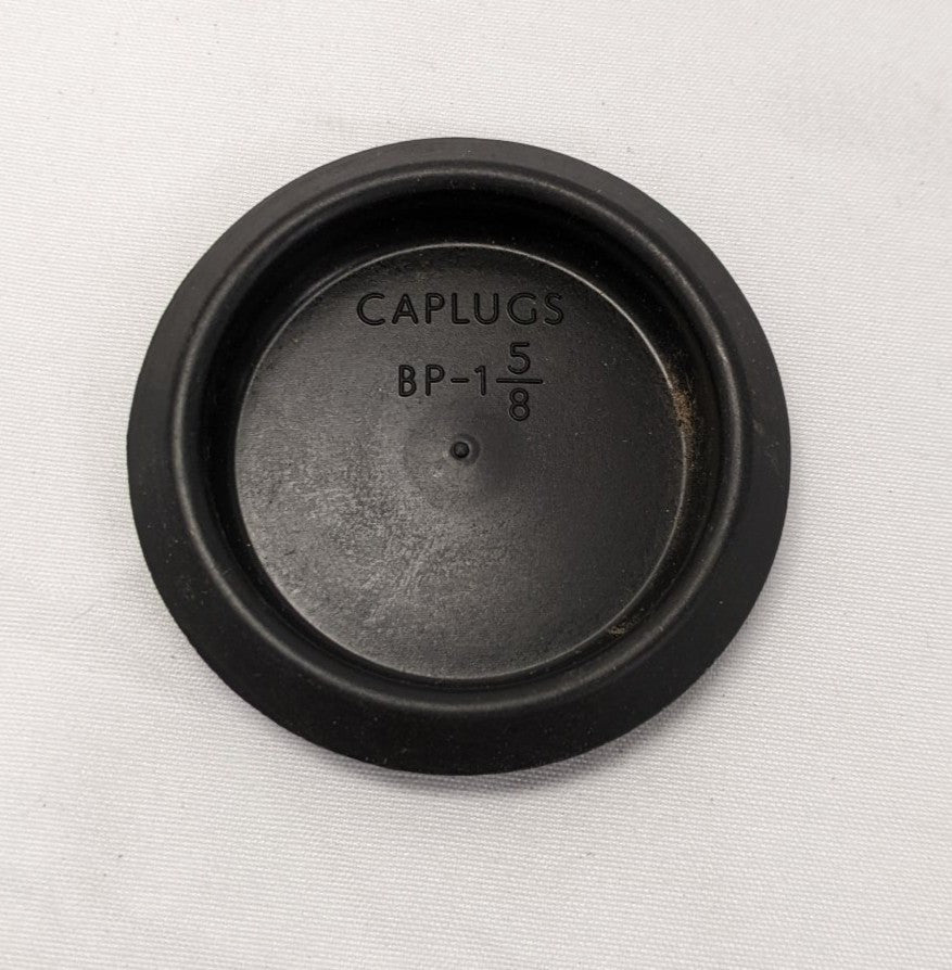*Lot of 10* New Caplugs 1-5/8" Plastic Body Plug