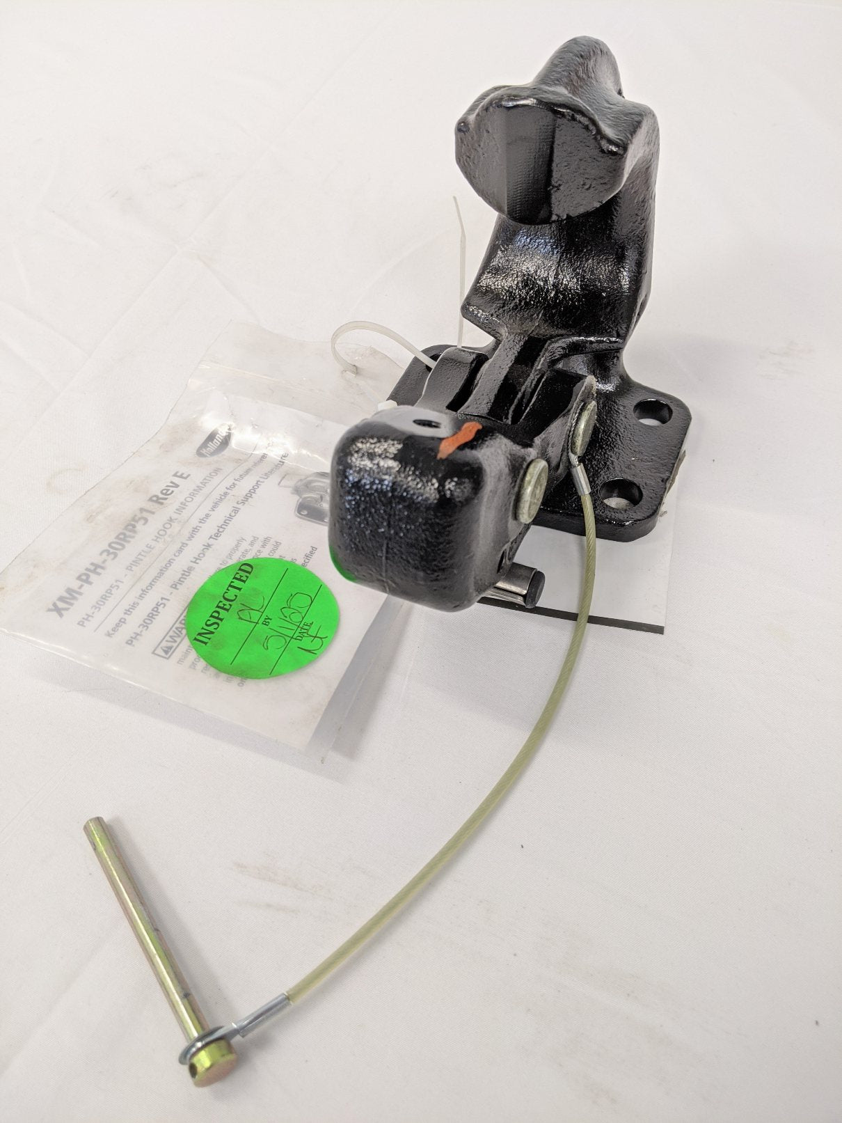 New SAF Holland Rigid Mount Pintle Hook w/ Tethered Lock - P/N  PH30RP51 (10162195824956)