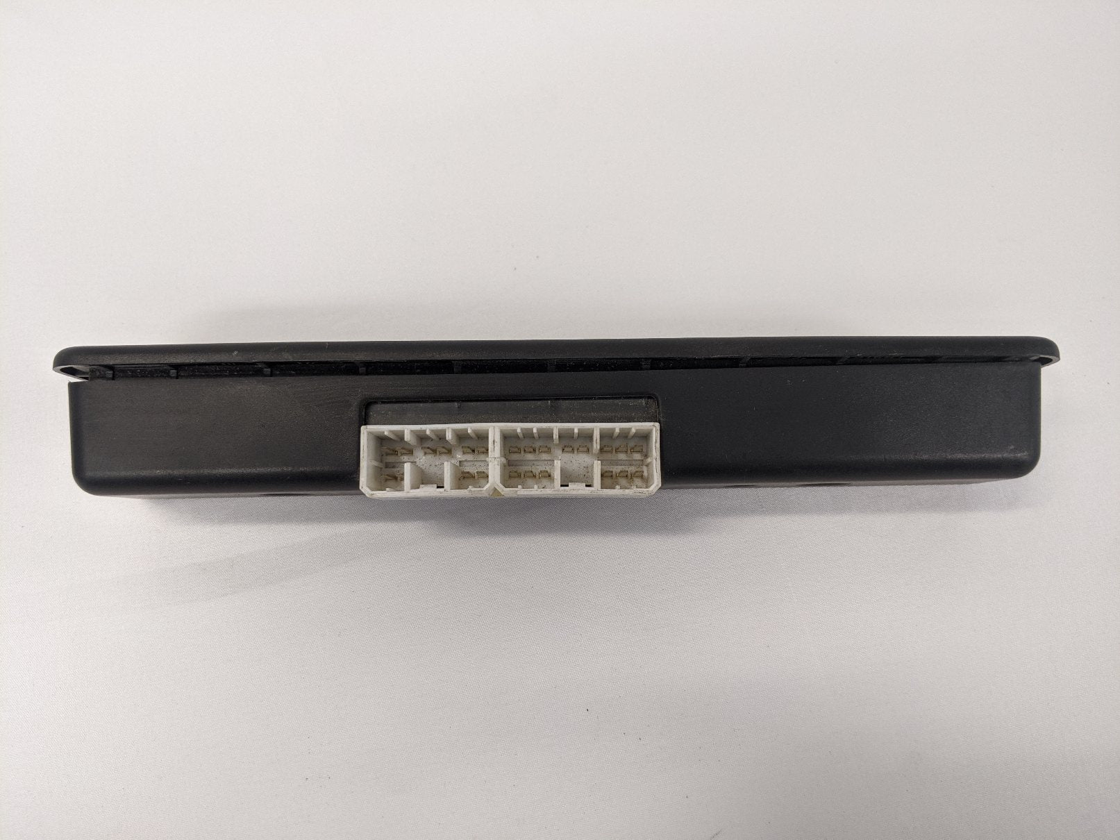 Damaged Right Hand Drive Dashboard Warning Lightbar - P/N  06-61864-002