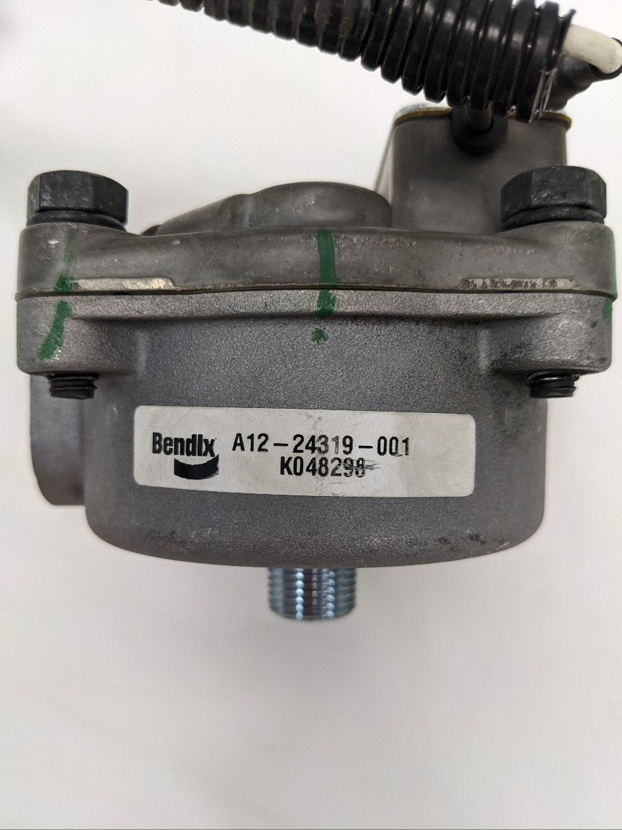 New Freightliner Bendix Air Tank Drain Ejector Valve - P/N A12-24319-001 (10134304063804)