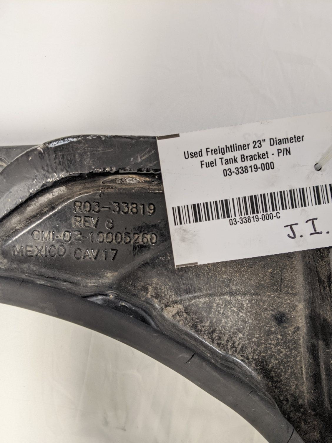 Freightliner 23" Diameter Fuel Tank Bracket - 03-33819-000