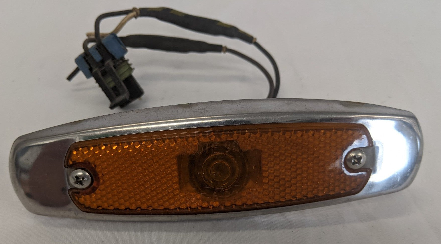 *Lot of 2* Used Freightliner Grote Marker Light - P/N GRO 45663