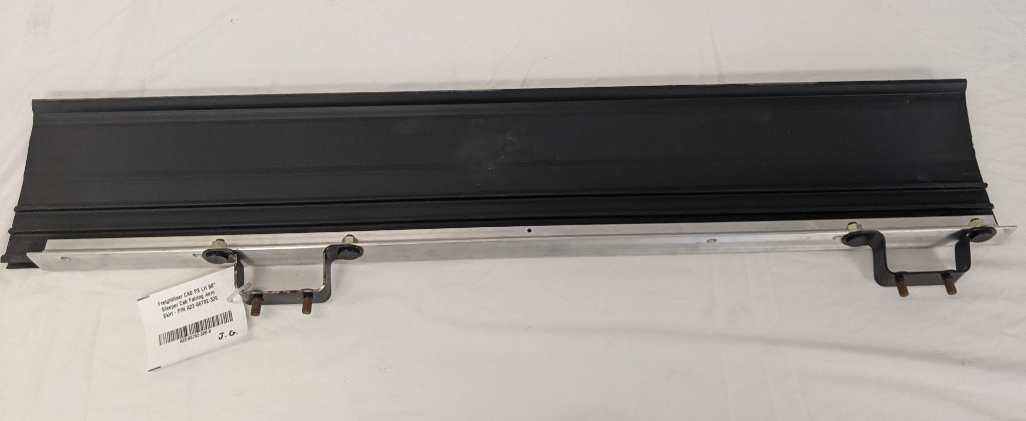 Freightliner CAS P3 LH 60" Sleeper Cab Fairing Aero Skirt - P/N A22-66702-320