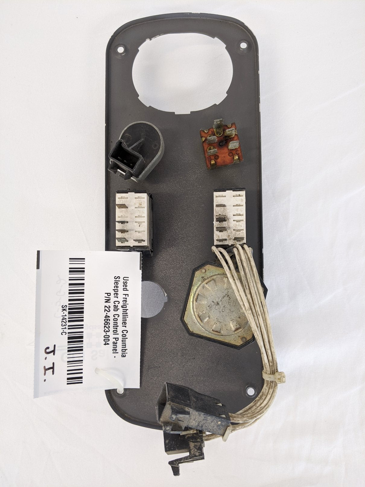 Used Freightliner Columbia Sleeper Cab Control Panel -  P/N 22-46623-004