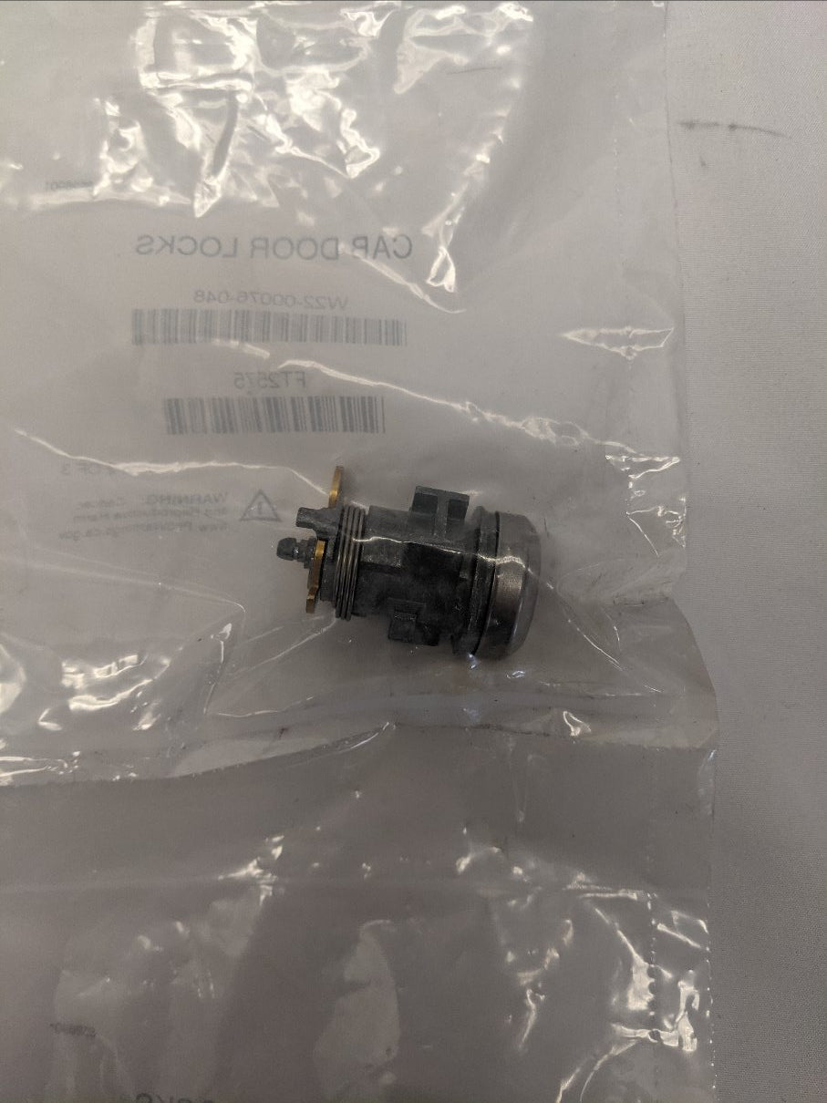 Freightliner M2/P3 Door & Ignition Lockset | W22-00076-048
