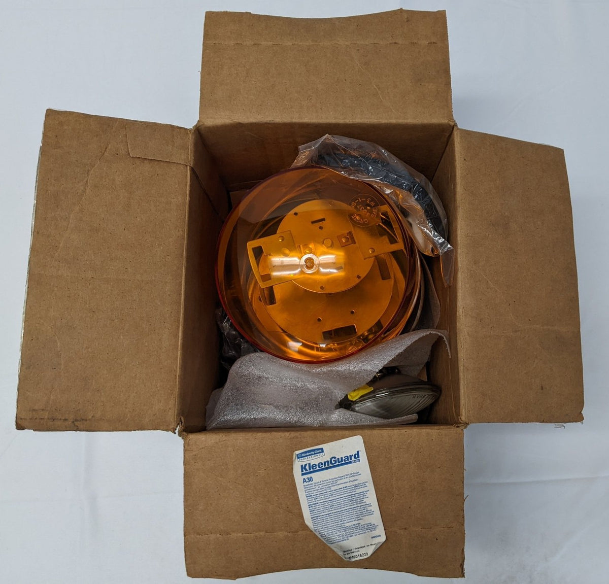 Damaged Grote Amber Beacon Strobe Light - P/N A06-71876-000