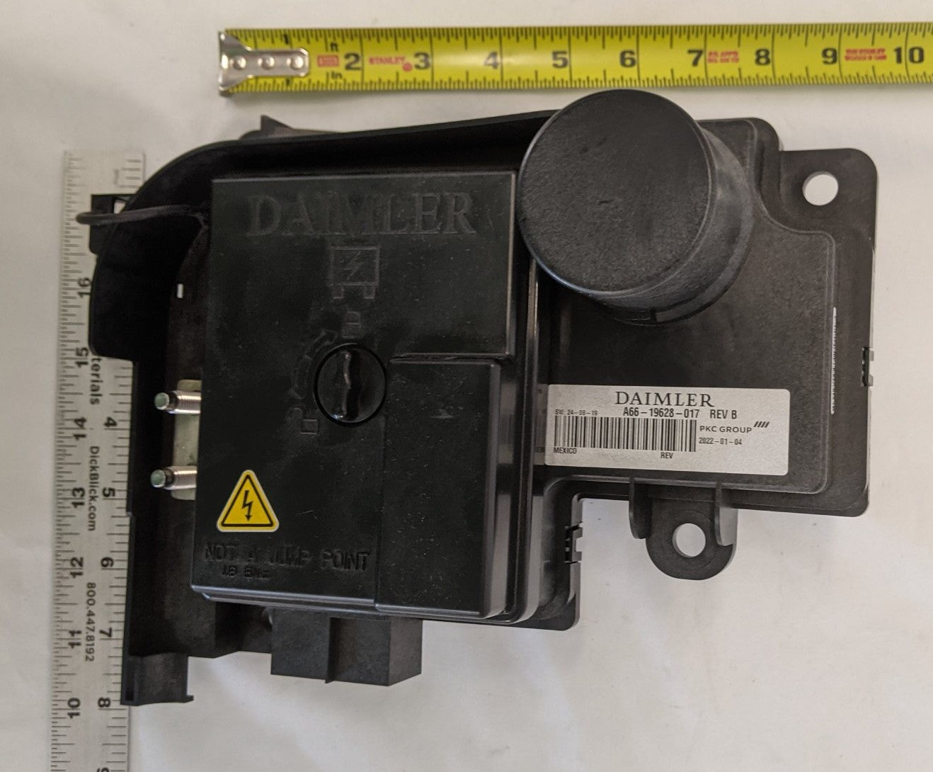 New Freightliner Daimler Battery Cable Access Power Module - P/N A66-19628-017 (10173277012284)