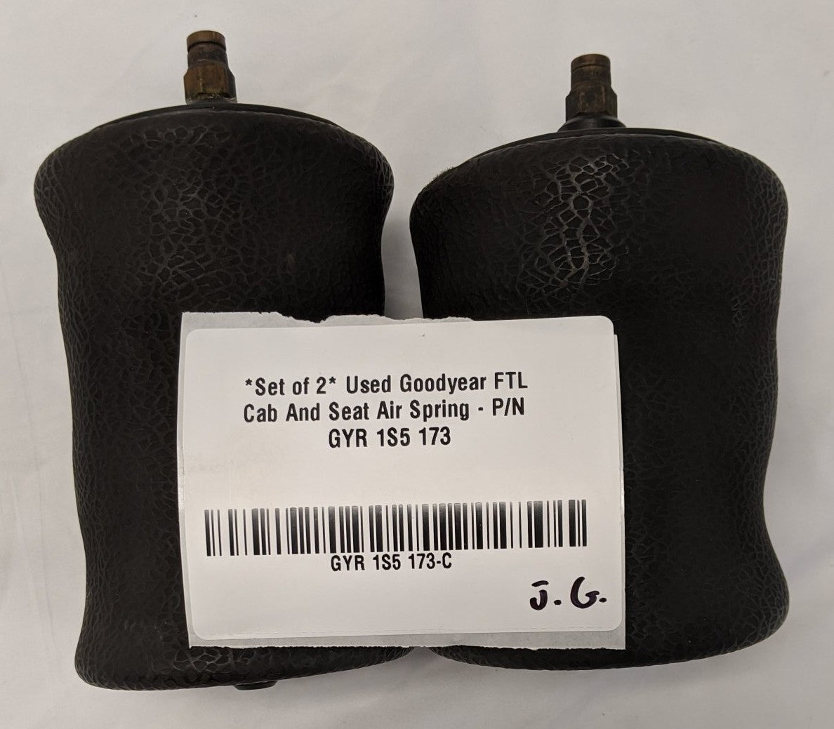 *Lot of 2* Used Goodyear Cab Air Spring - P/N GYR 1S5 173