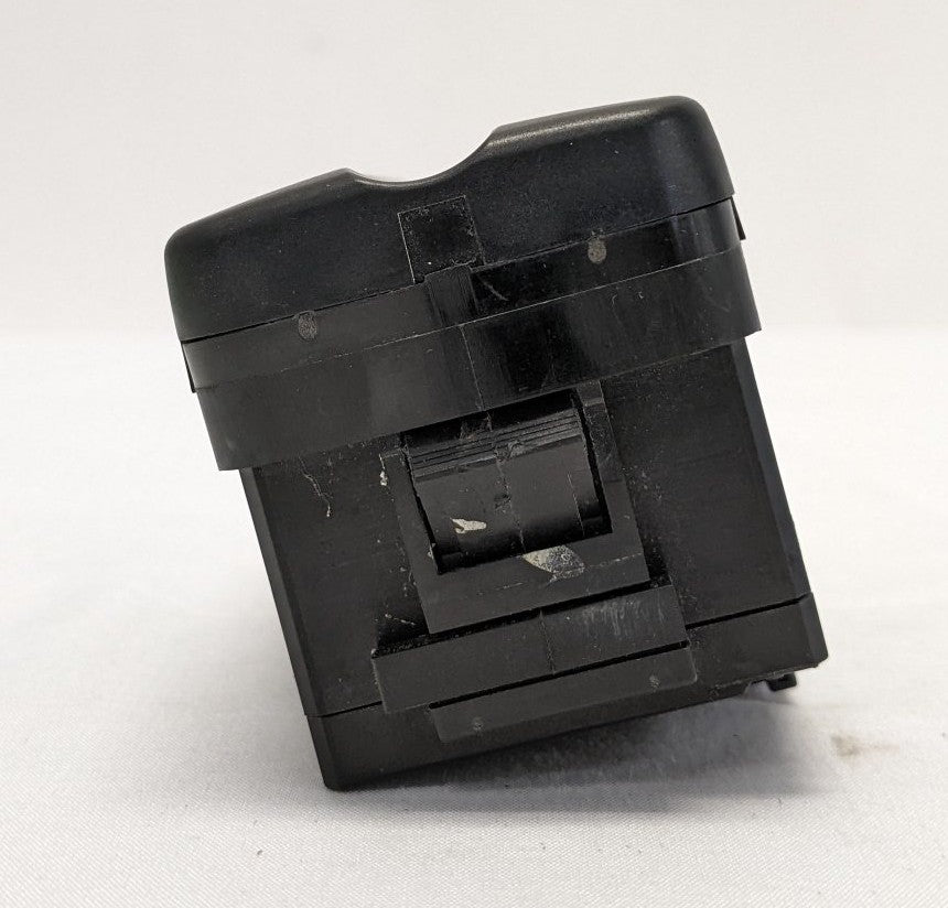 Freightliner Cascadia P3 Sleeper Switch Panel A06-60973-000 (Used)