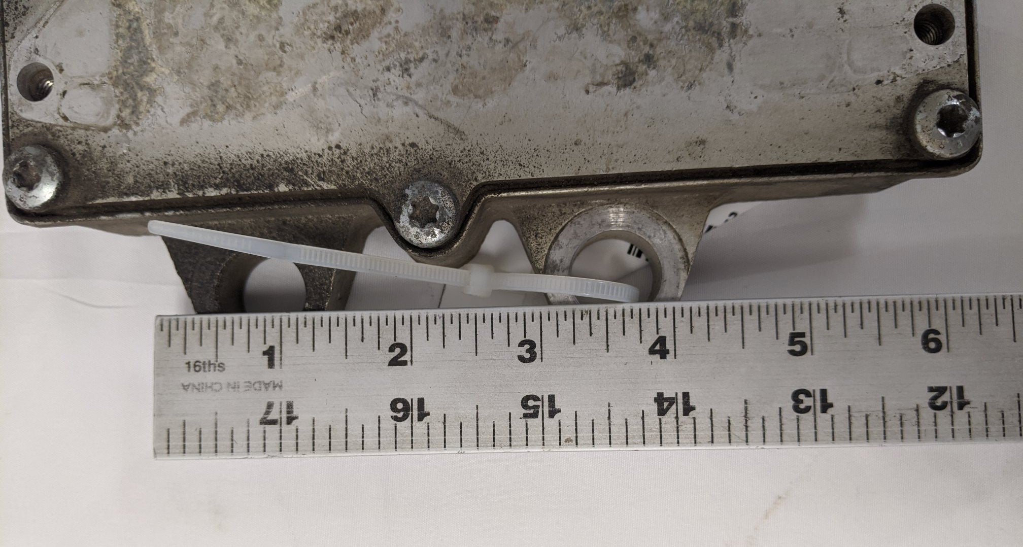 Used Mercedes-Benz Detroit Diesel PLD Engine Control Module - P/N 001 446 20 40