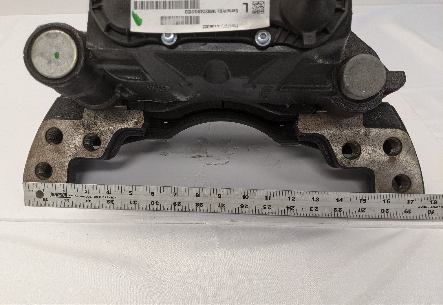 Bendix LH ADB22X Front Disc Brake Caliper & Pad Assembly BW K136322