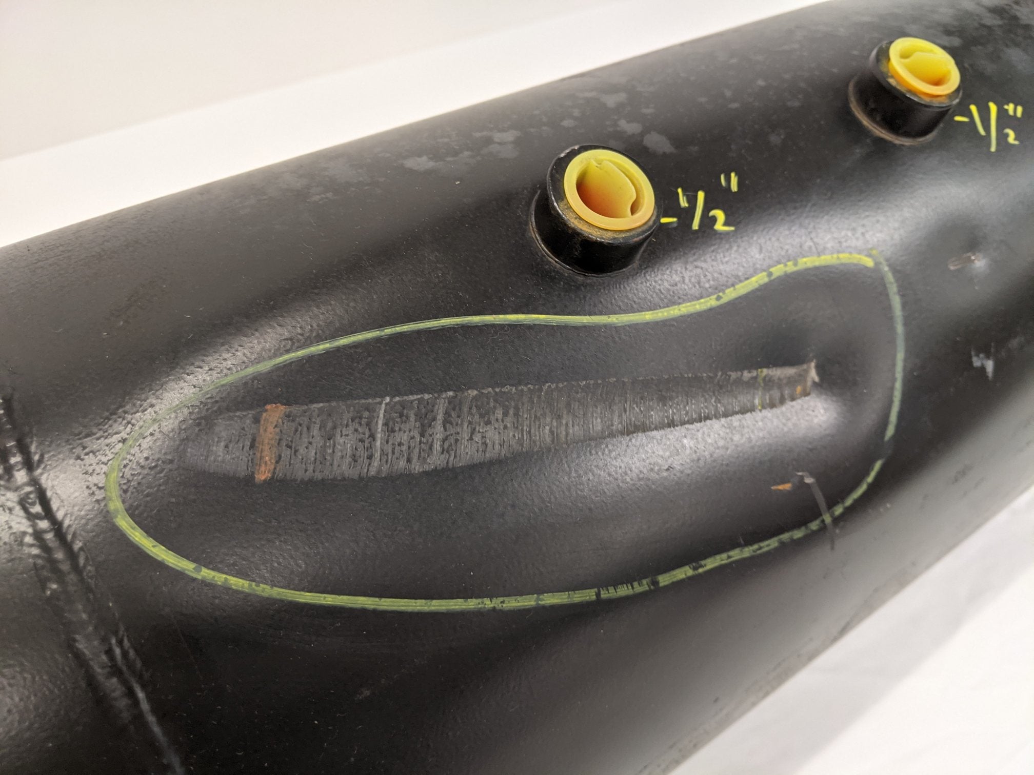 Damaged Western Star Dual Reservoir Air Tank - P/N 71101-3407 (10116003037500)