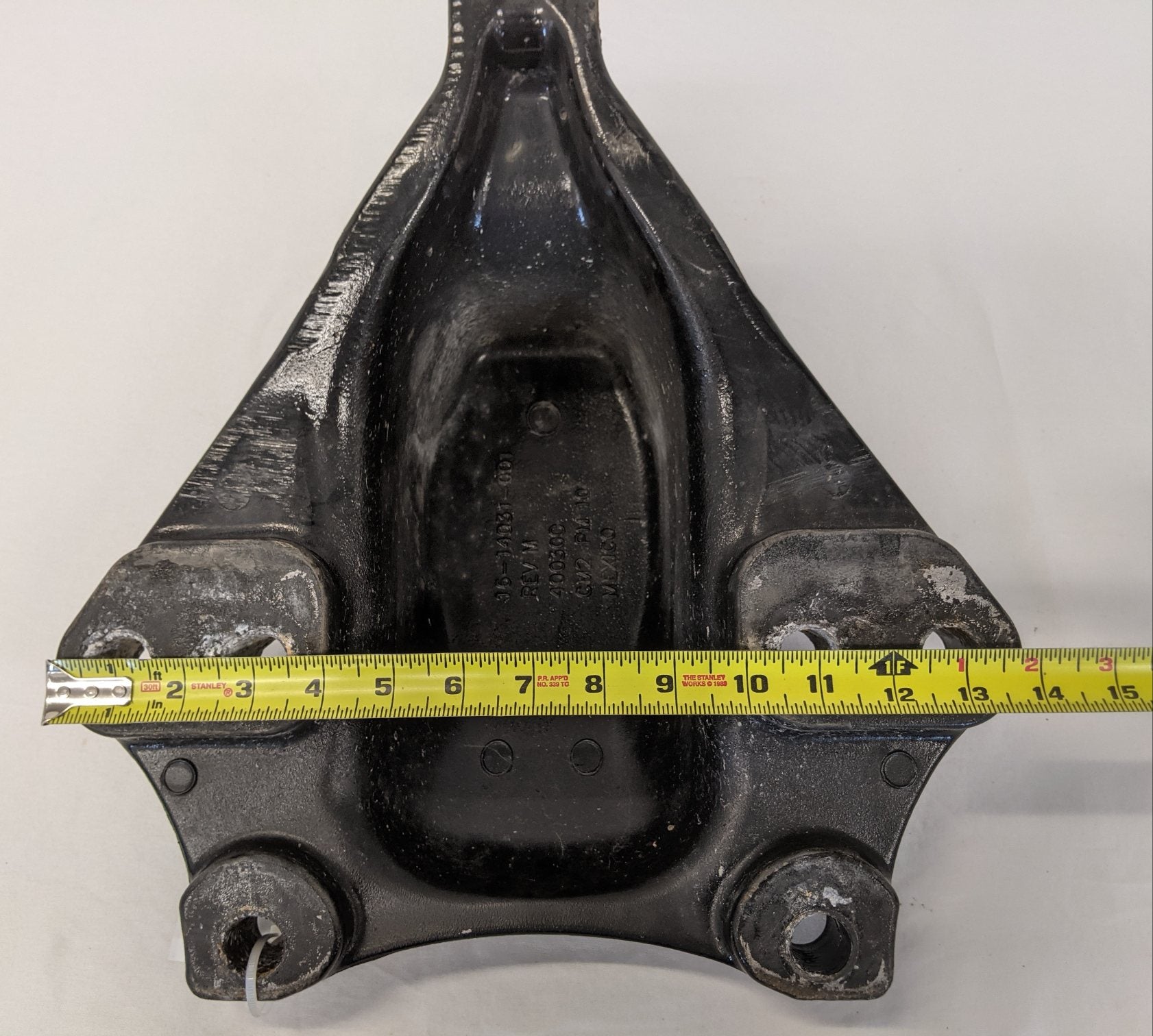 Used Freightliner Cascadia P3 Airliner Spring Hanger Bracket - P/N 16-14031-001 (10092260294972)