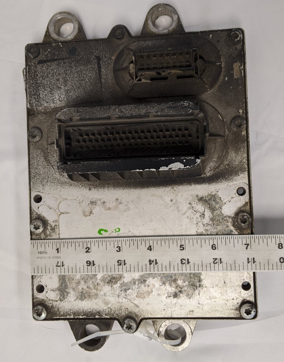 Used Mercedes-Benz Detroit Diesel PLD Engine Control Module - P/N 001 446 20 40