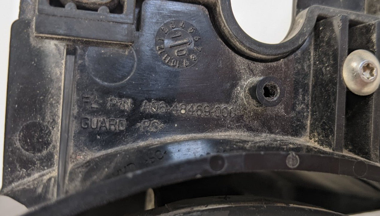 Used Freightliner Universal High Beam Headlight | A06-48469-000