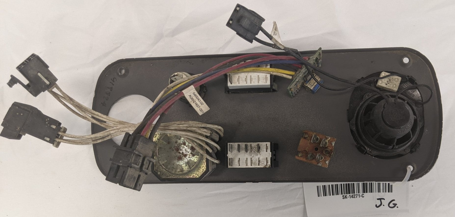 Used Freightliner Columbia Sleeper Cab Control Panel w/ Light - P/N 22-46623-005