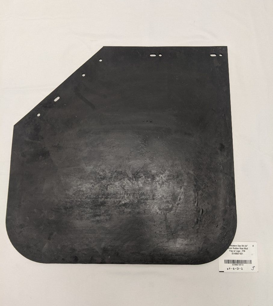 Western Star RH 24" Rear Mud Flap w/ Logo | 22-69557-021