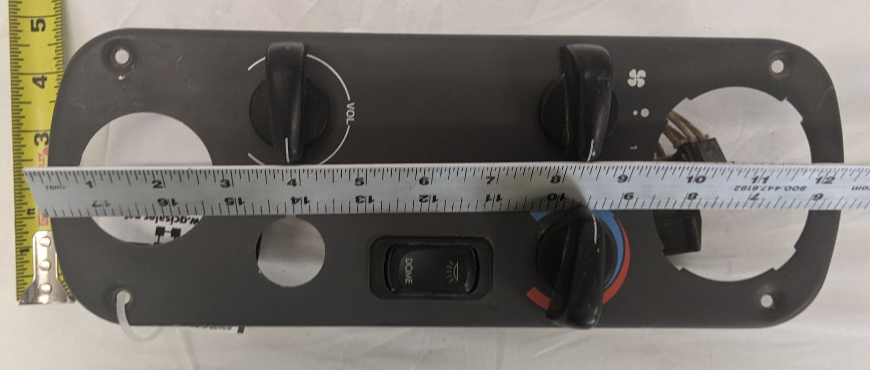 Used Freightliner Columbia Sleeper Cab Control Panel - P/N 22-46623-009