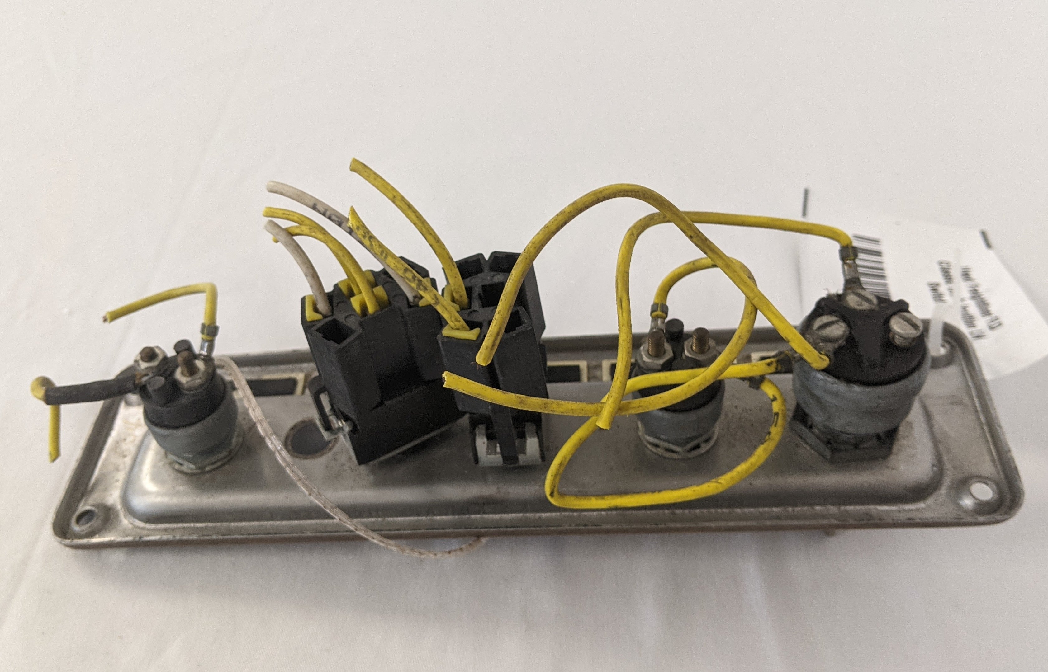 Used Freightliner FLD Classic Dash Ignition LH Switch Panel- P/N 22-25265-009 (9997548028220)