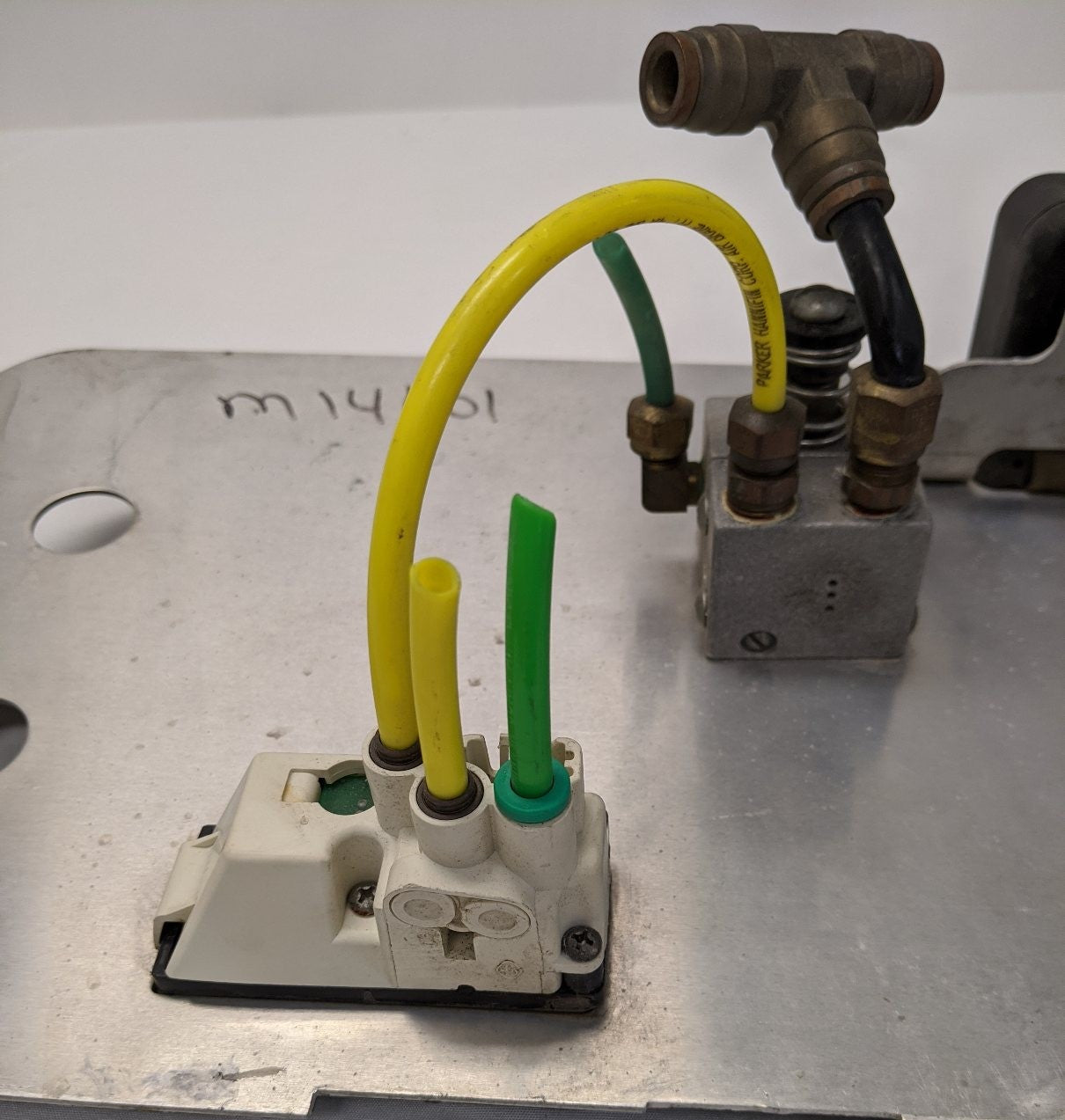 Freightliner Columbia Auxiliary Dash Instrument Panel 22-45867-010