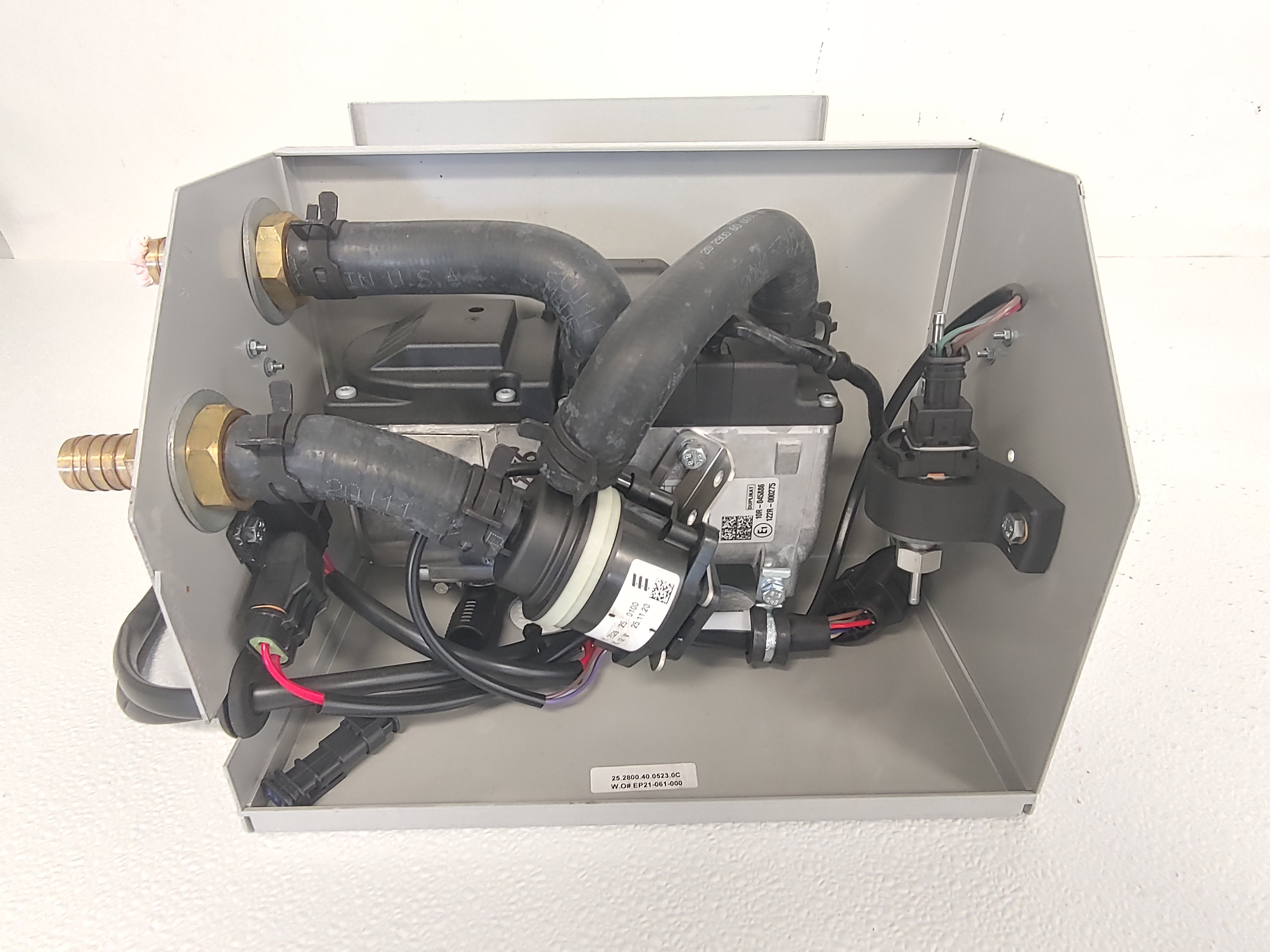 *Missing Parts* Espar Hydronic II D5S Boxed 12V Heater -  P/N ESP 252786106001