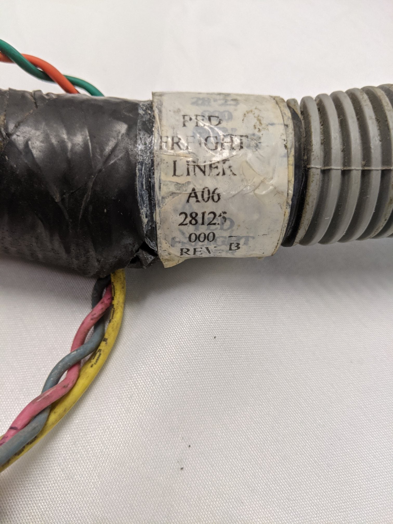 Used Wabco ABS ECU Module w/ Wiring Harness A06-28125-000 - P/N 446 004 313 0