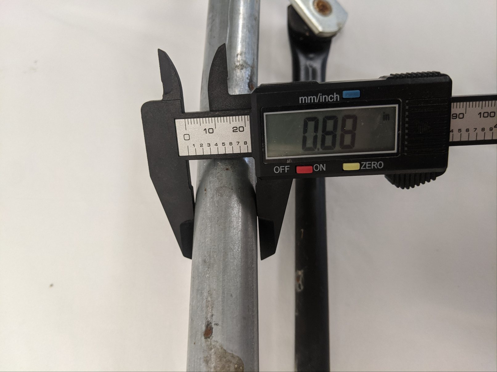 Used Freightliner M2 106 Windshield Wiper Linkage w/ Motor - P/N  A22-67905-000