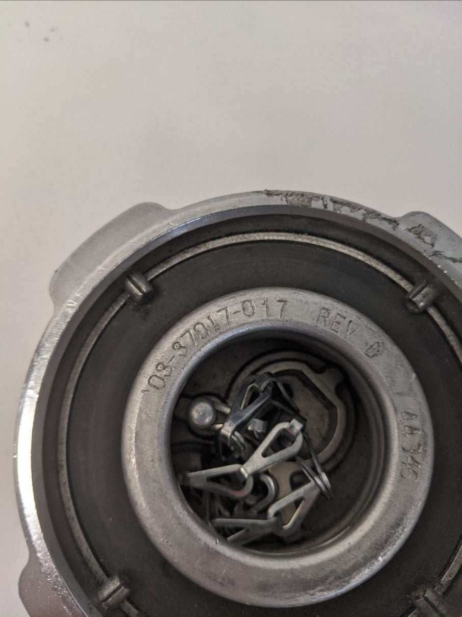 Western Star Chrome Quarter Turn Fuel Cap No Lock | 03-37017-017