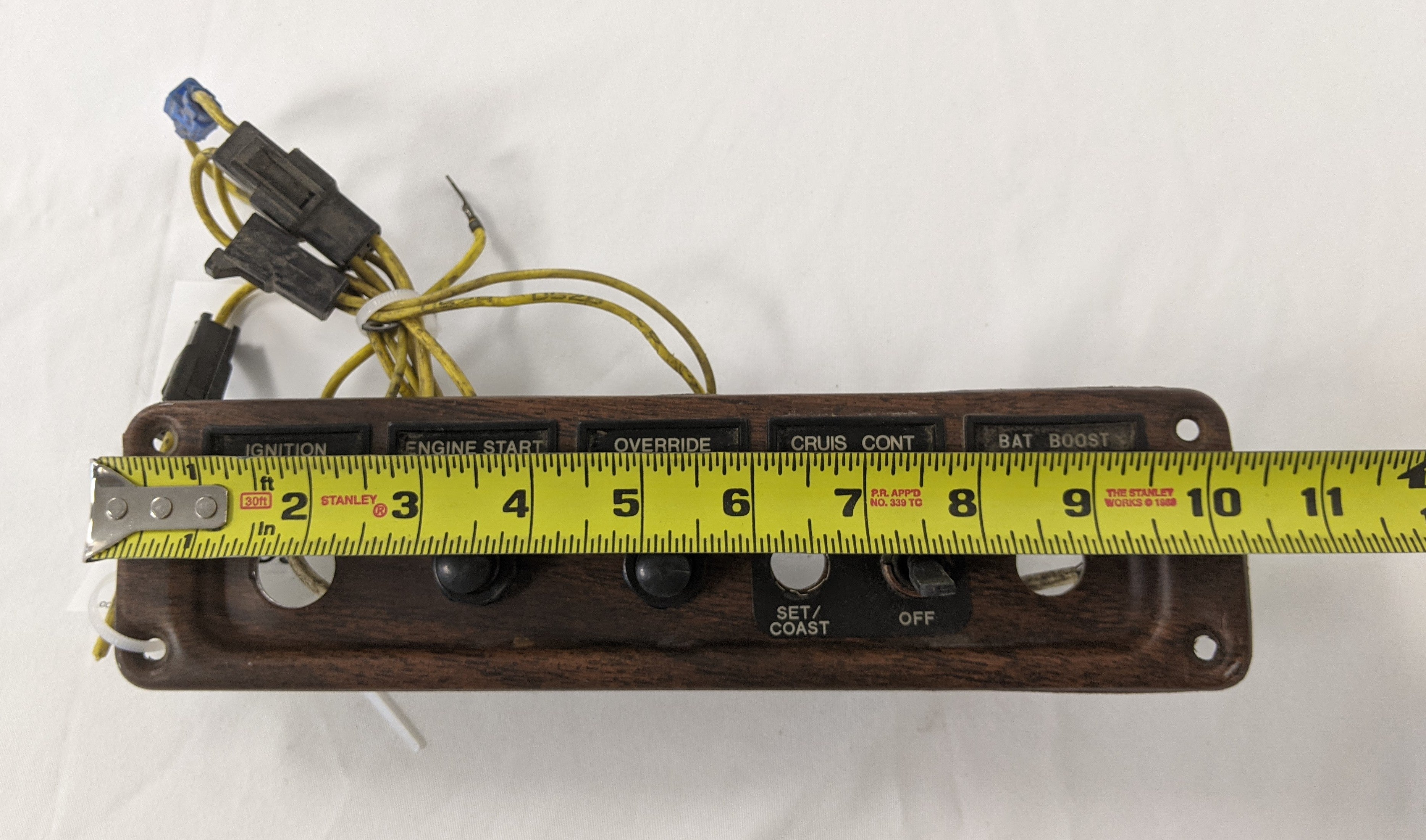 Used Freightliner FLD Classic Dash Ignition LH Switch Panel-  P/N 22-25265-009 (9997322649916)