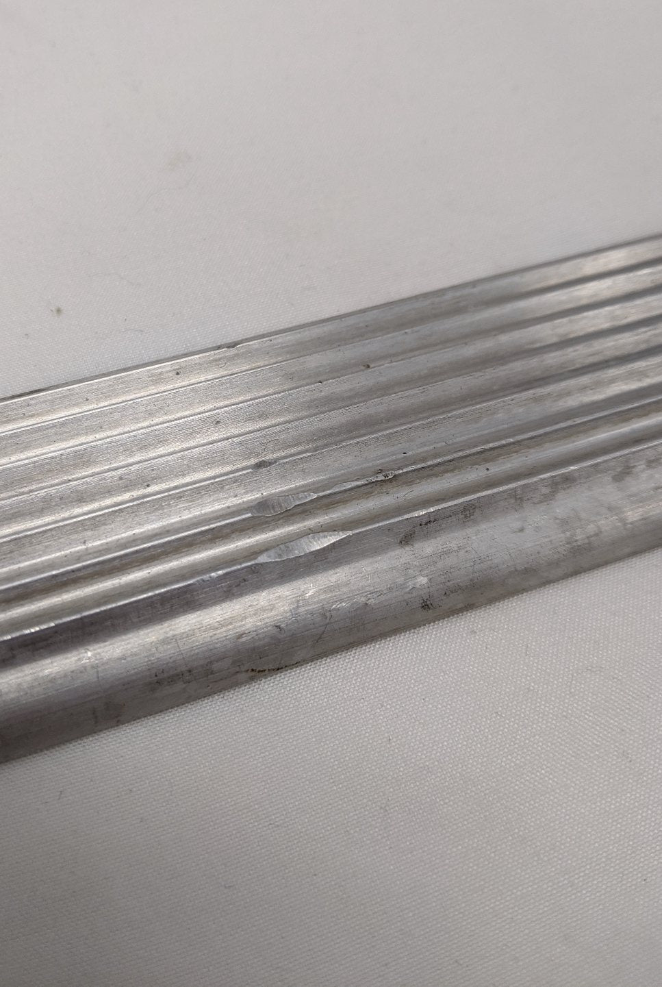 Used Freightliner Columbia Inner Door Sill Tread Plate - P/N 18-27055-000 (10175171658044)