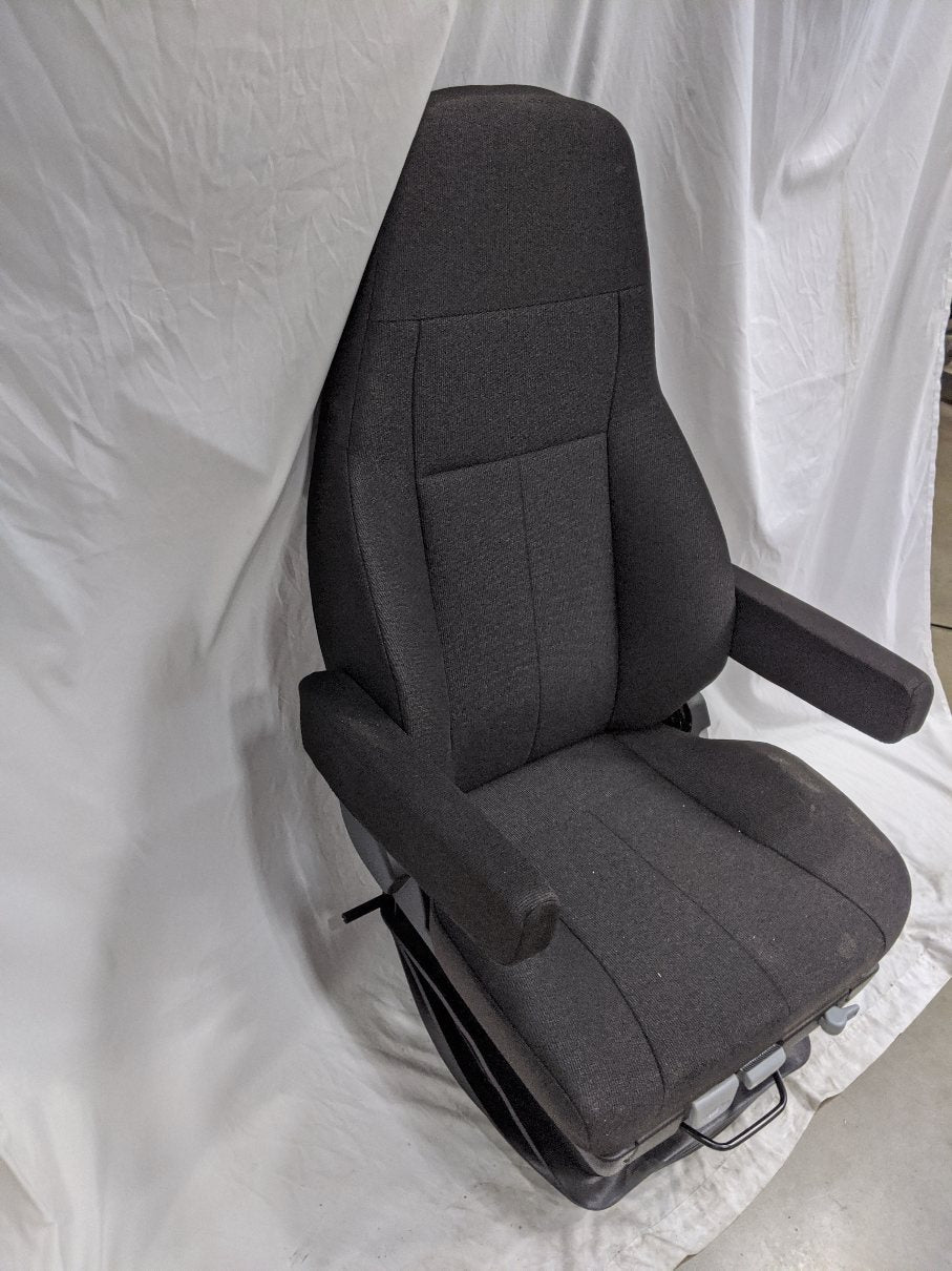 Freightliner Cascadia RH Complete L1 Basic Seat Assembly - P/N ISR 816002 332